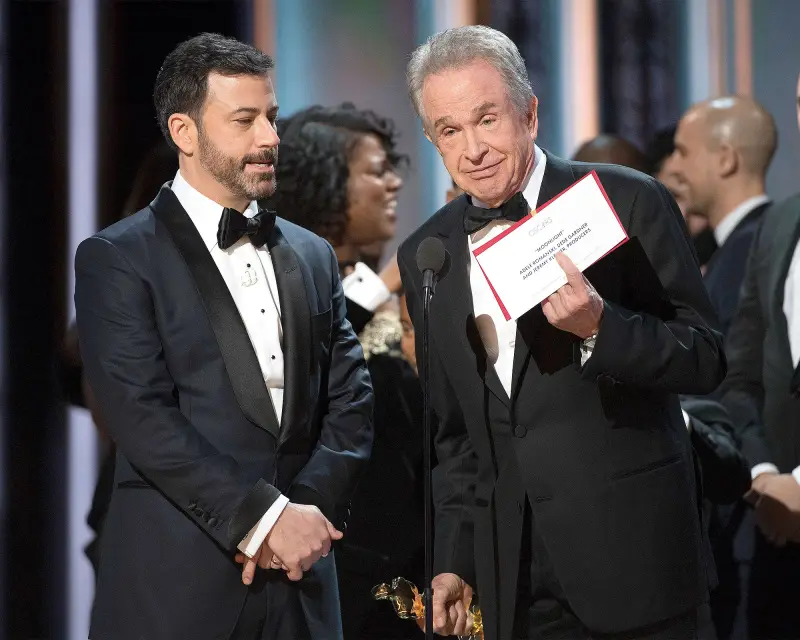 Jimmy kimmel warren beatty abfe19d9 7026 48c8 a6fc bc081d85ae5e