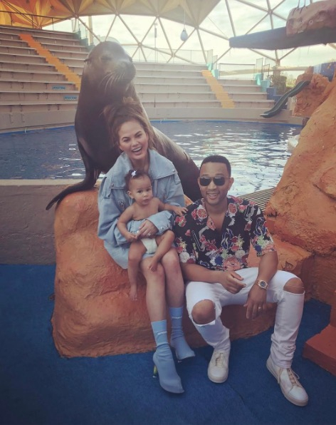 John legend chrissy teigen a09dceac 718d 48ab 826e b8c999b71113