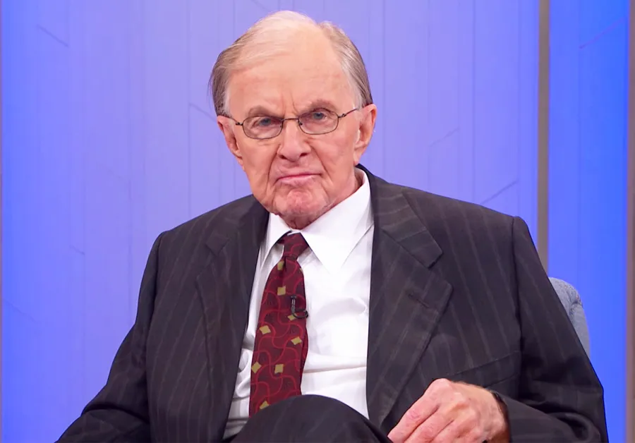 John mclaughlin 2bedea56 637b 4efa a97d 56eb12f14768