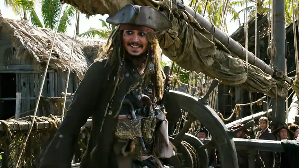 Johnny Depp Pirates of the Caribbean: Dead Men Tell No Tales