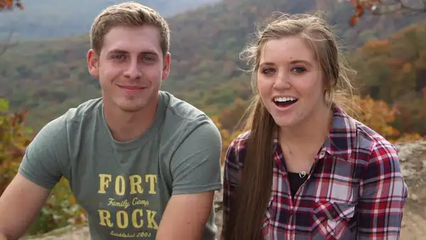 Joy anna 790238d6 1a6f 4068 a6ff 7591d7e7ddb6