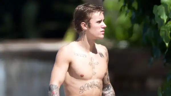 Justin bieber 8022980f 13f9 4513 843d ac02f7d9e275