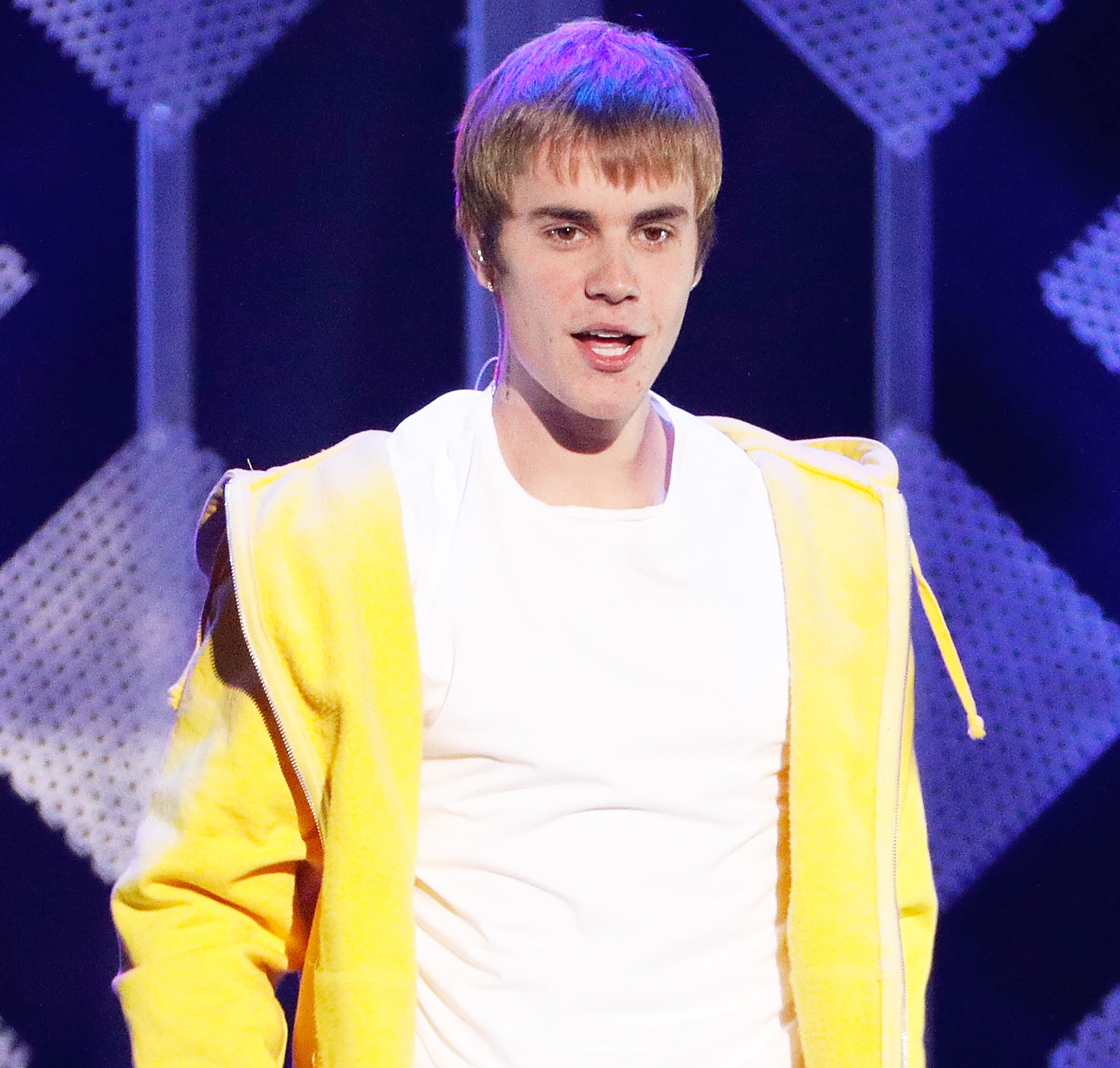 Justin bieber e27118e6 560f 4b92 af0c 0165646e8391