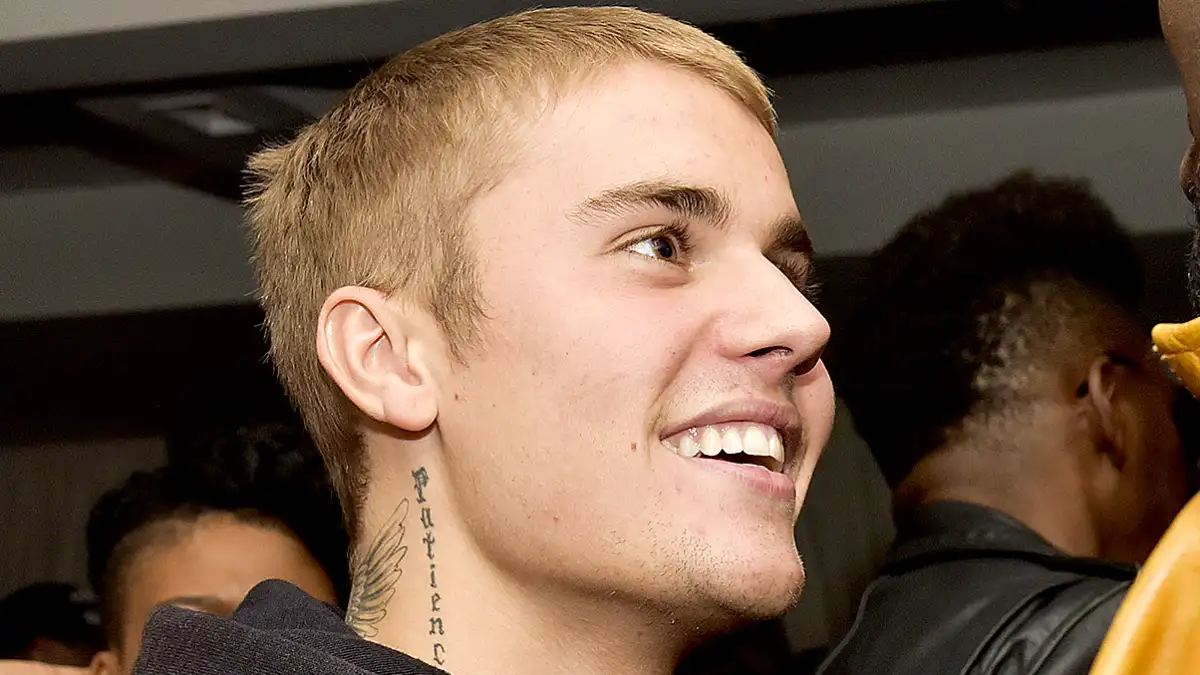 Justin Beiber attends Poo Bear GRAMMY Party at Serafina Sunset on February 10, 2017 in West Hollywood, California.