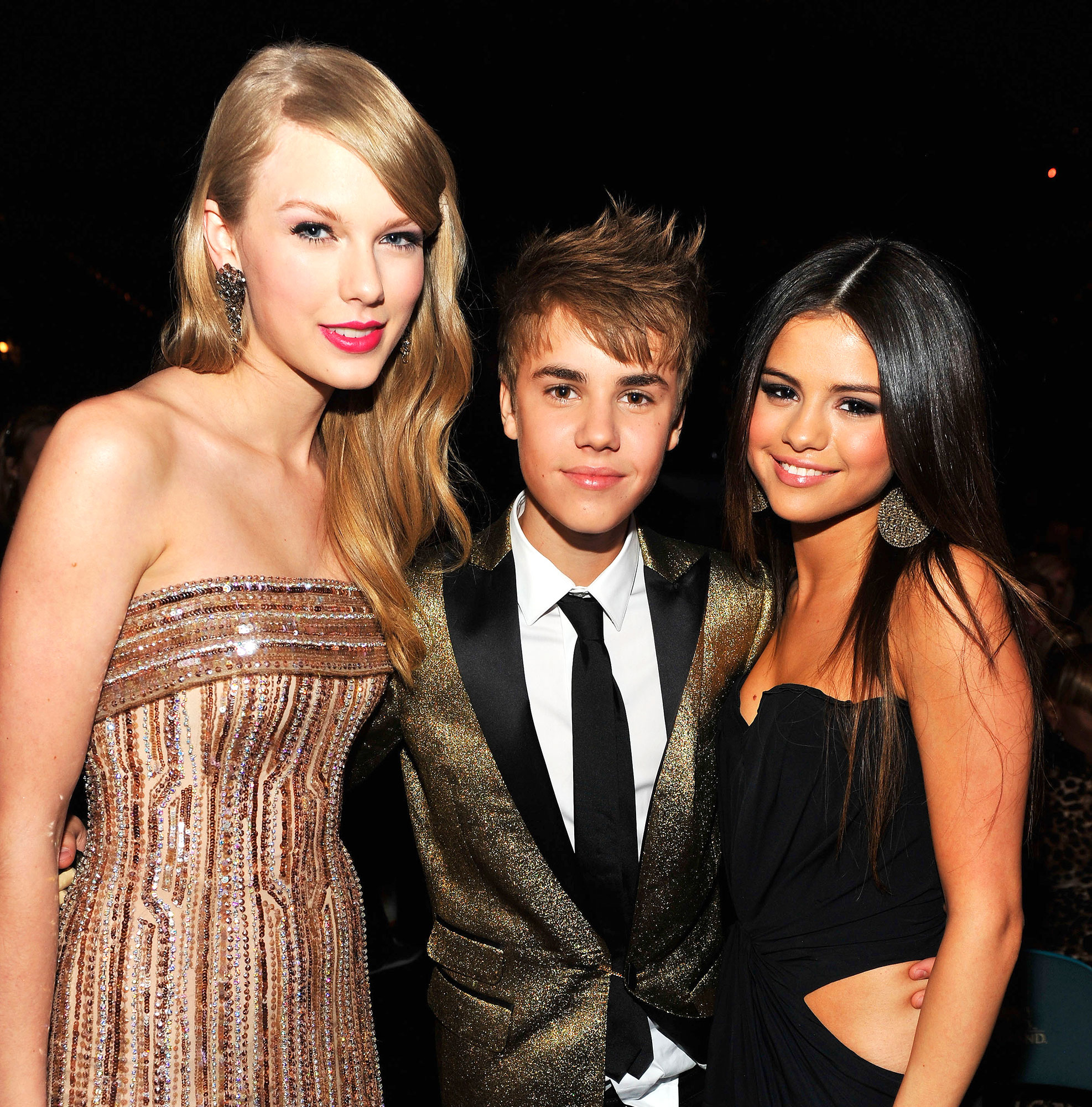 Justin bieber taylor swift selena gomez 4390ccac ae05 4977 957e be3b82a16bba