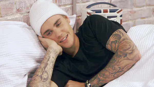 Justin bieber zoom c6f8dc7d da67 4a93 8b55 cc46b55807a1