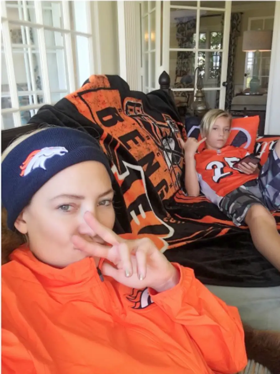 Kate hudson 4c4350d2 0b7a 4390 9f76 ba3cb295a819