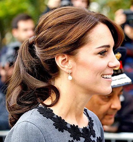 Kate Middleton - hair detail