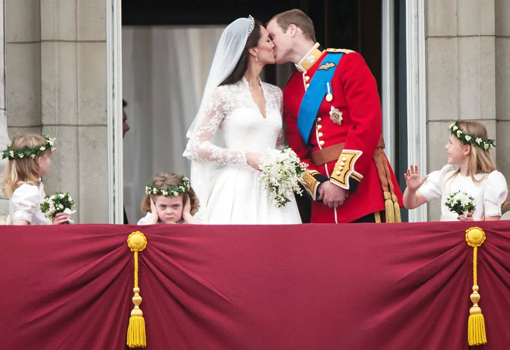 Kate Middleton and Prince William wedding kiss