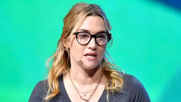 Kate winslet zoom abdc0f2b 8735 493f 81d4 80167cf886d3