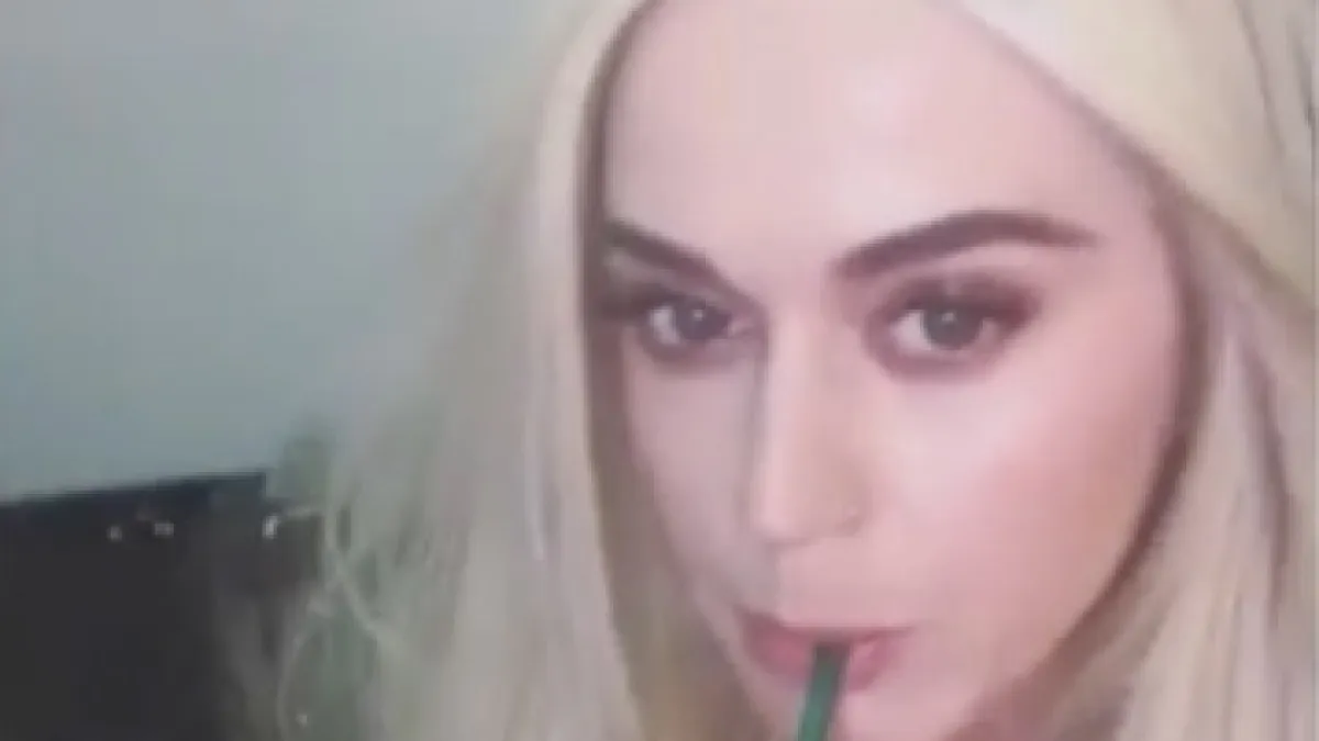 Katy Perry Tries, Spits Out Starbucks' Unicorn Frappuccino
