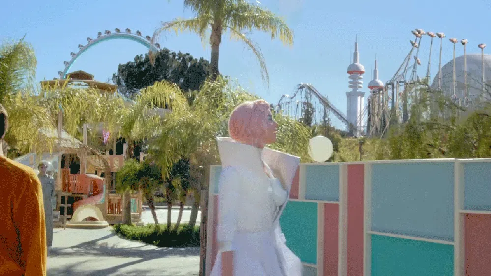 Katy Perry Chained To The Rhythm video