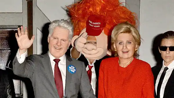 Katy Perry as Hillary Clinton with Orlando Bloom Trump Bill Clinton