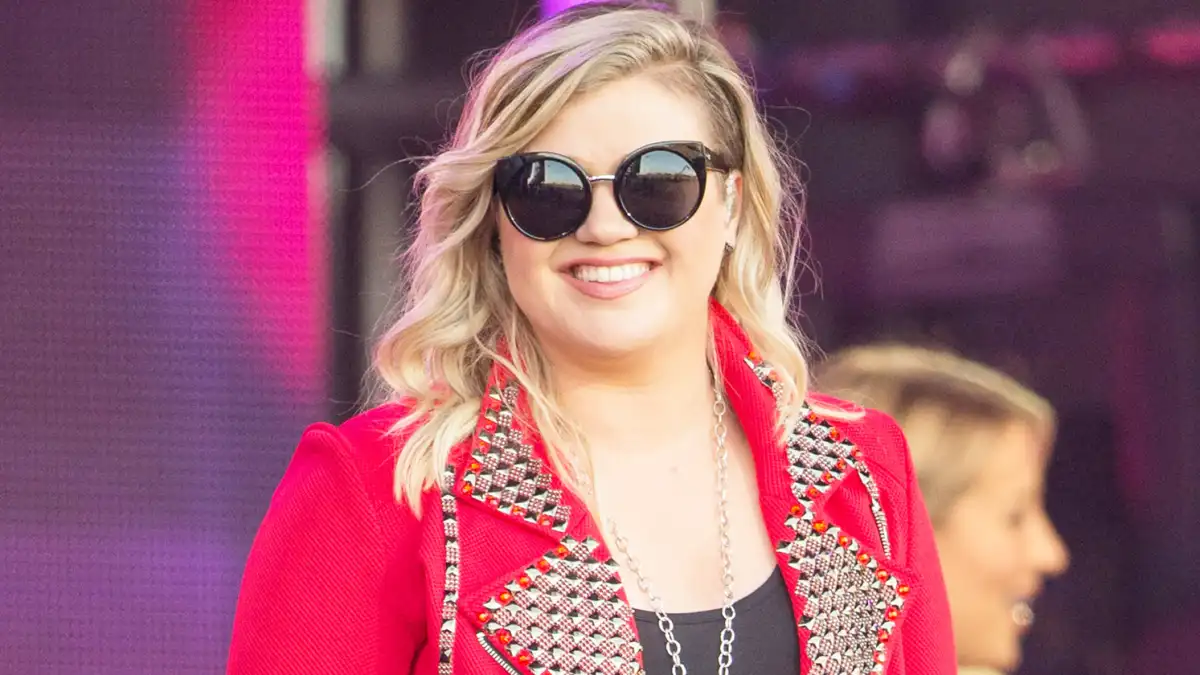 Kelly Clarkson