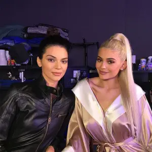 Kendall Jenner Kylie Jenner Plastic Surgery Rumors