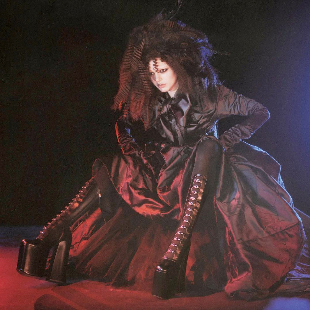 Kendall jenner marc jacobs zoom 17015a41 b283 4b2b 80bb 3dbe24d4825c