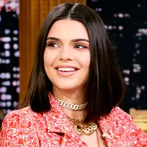 Kendall jenner zoom f13b6327 7516 4bdf 98ce 3f543c9d42f7