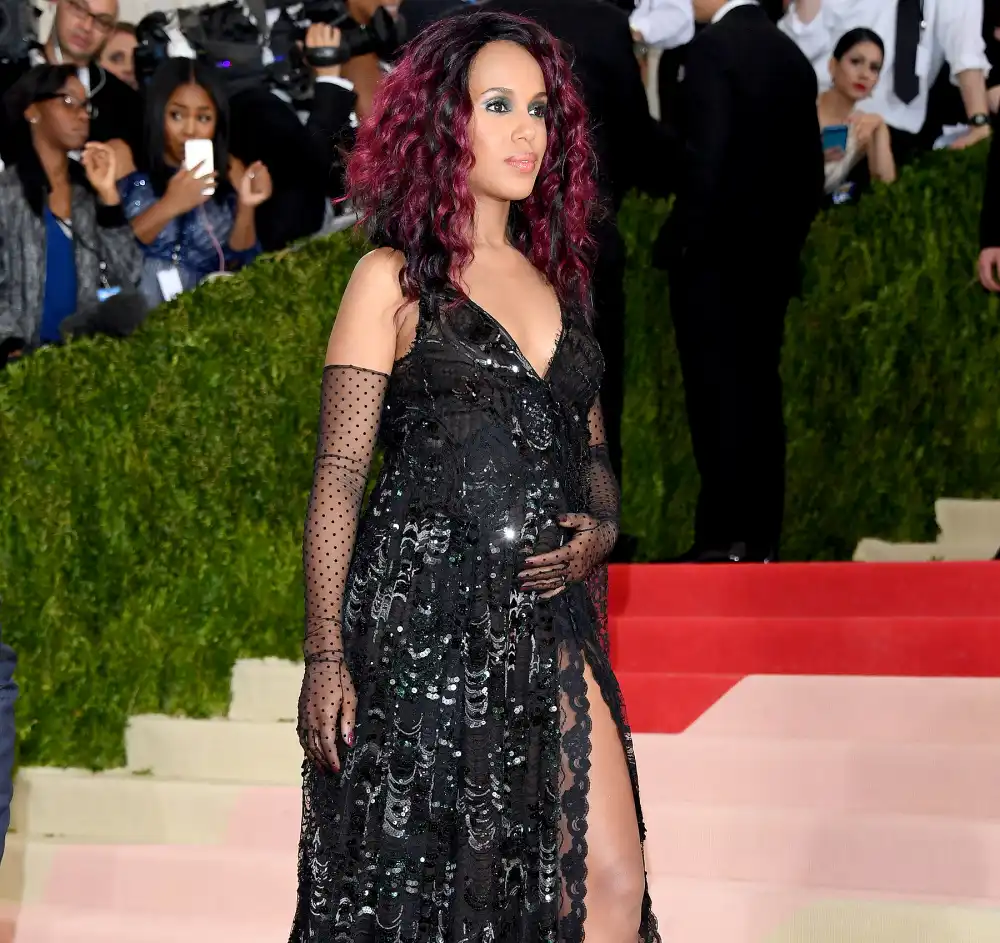 Kerry Washington attends the 'Manus x Machina: Fashion In An Age Of Technology' Costume Institute Gala at the Metropolitan Museum on May 02, 2016 in New York, New York.