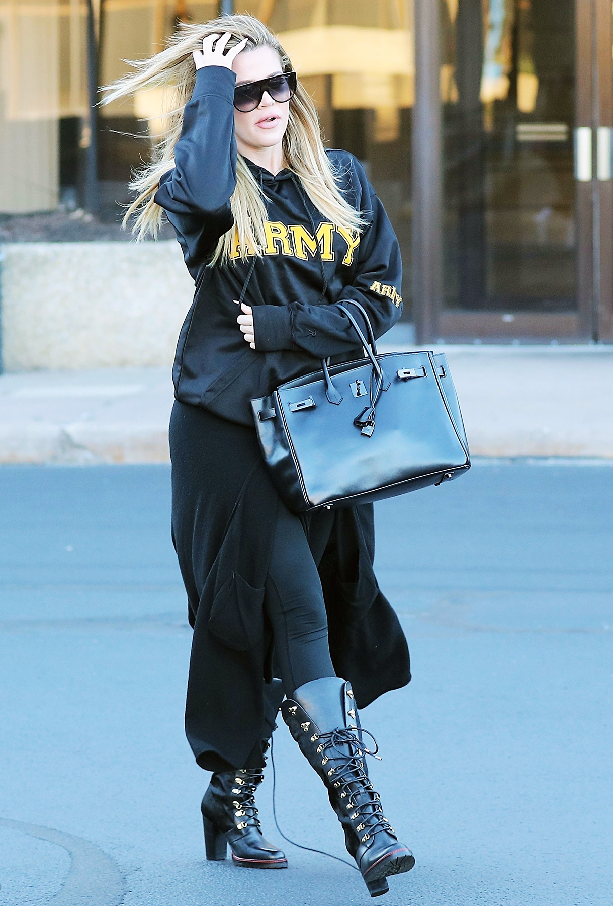 Khloe Kardashian baby bump