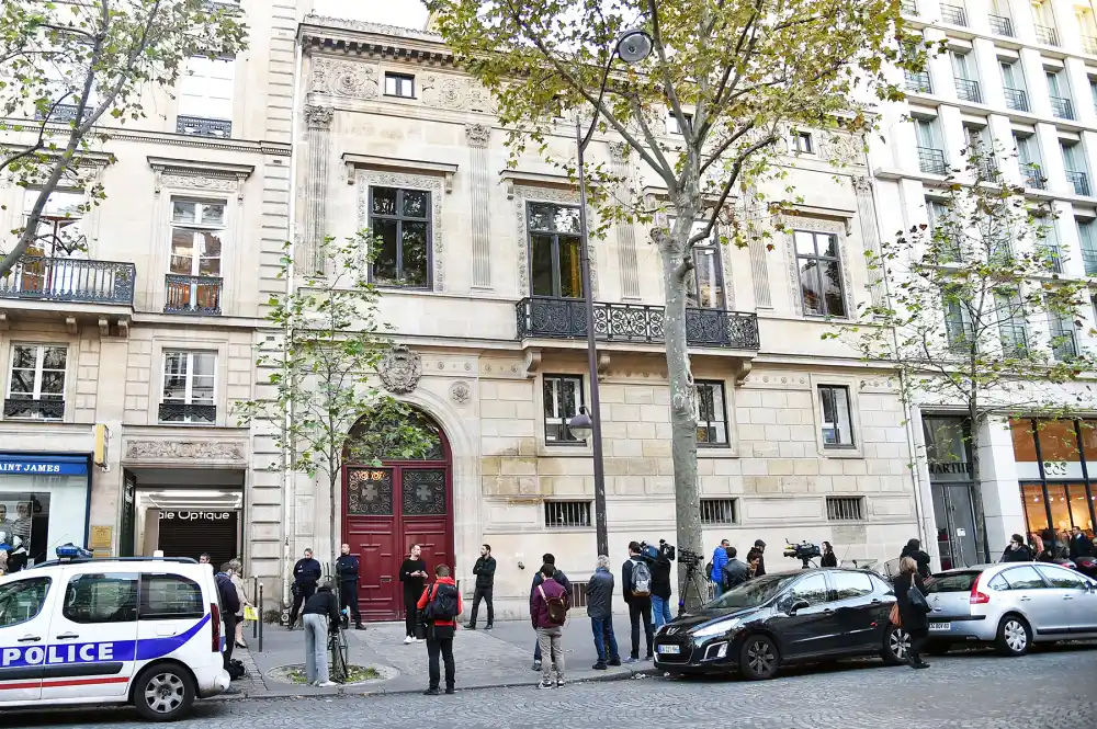 Kim Kardashian Paris apartment
