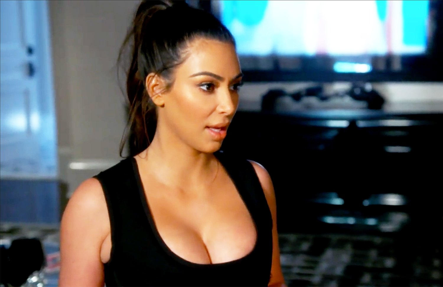Kim kardashian c4d4d060 bcf7 4672 9346 b50d9f27276d
