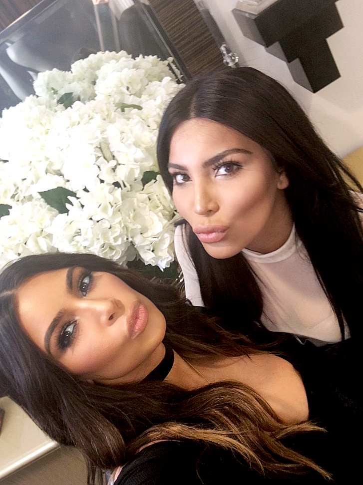 Kim kardashian kamila zoom 19f2a11c 6ca0 4ca9 af75 8c6aba56177e