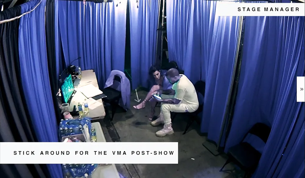 Kim Kardashian Kanye West backstage VMAs