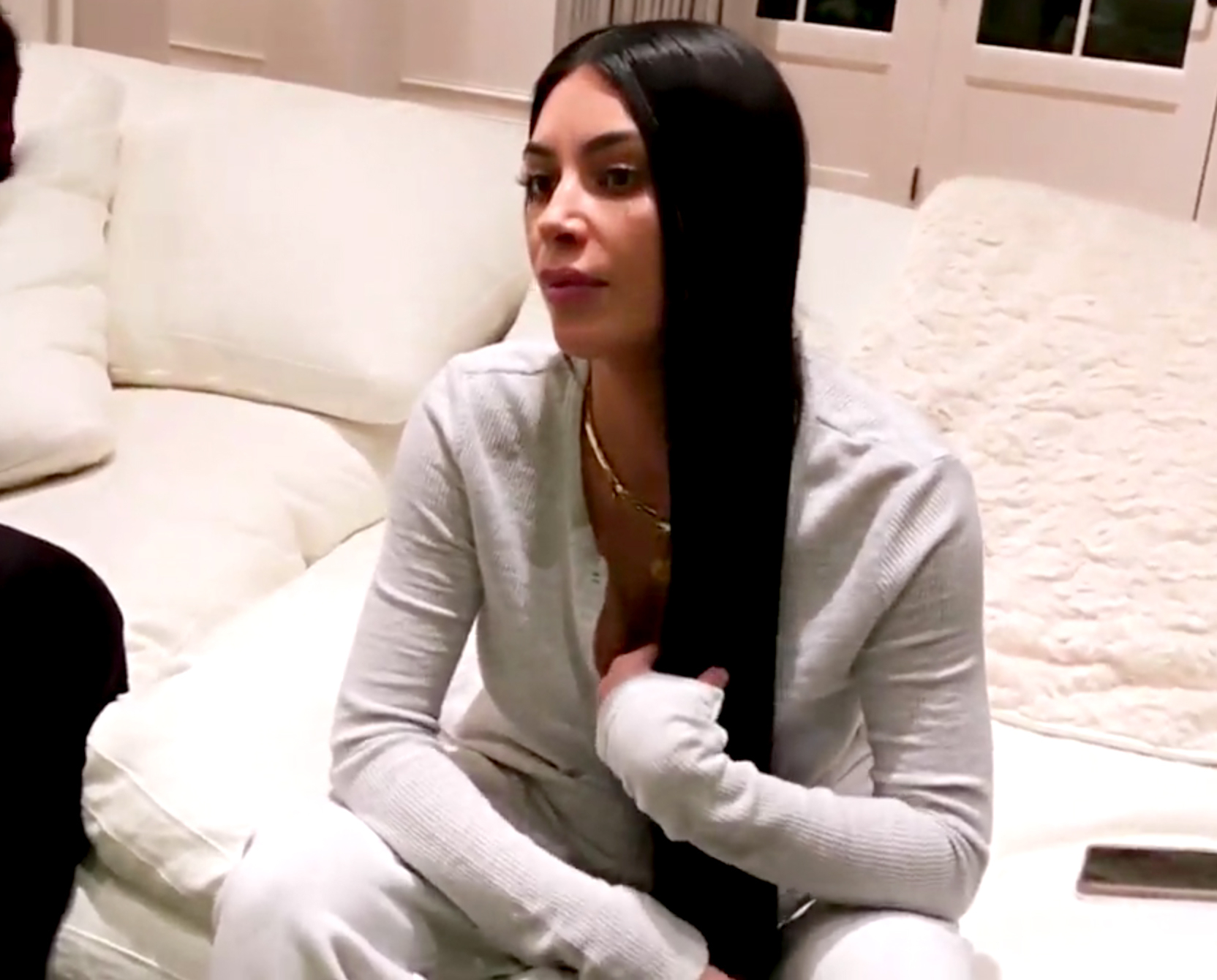 Kim kardashian zoom 0eda16e3 10f5 46e8 a6df e21ecd5989fc