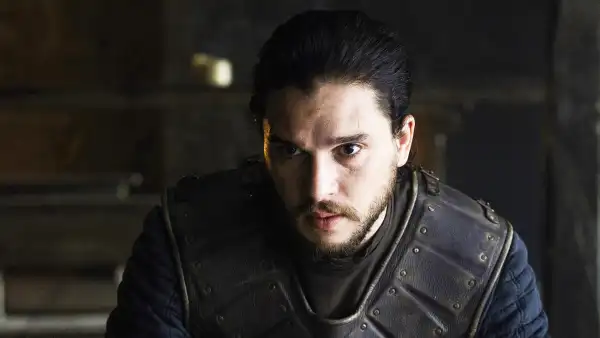 Kit harrington 31233032 31eb 4290 9a2f 5fe90363b5de