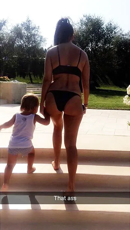 Kourtney Kardashian bikini Snapchat Mason butt