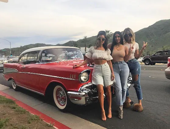 Kourtney Kardashian Instagram Kim Khloe