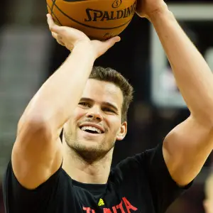 Kris Humphries