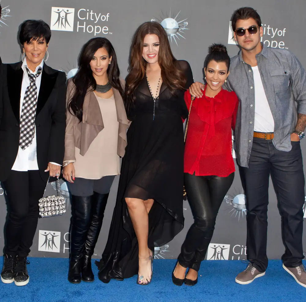 Kris Jenner, Kim, Khlo&eacute;, Kourtney and Rob Kardashian.