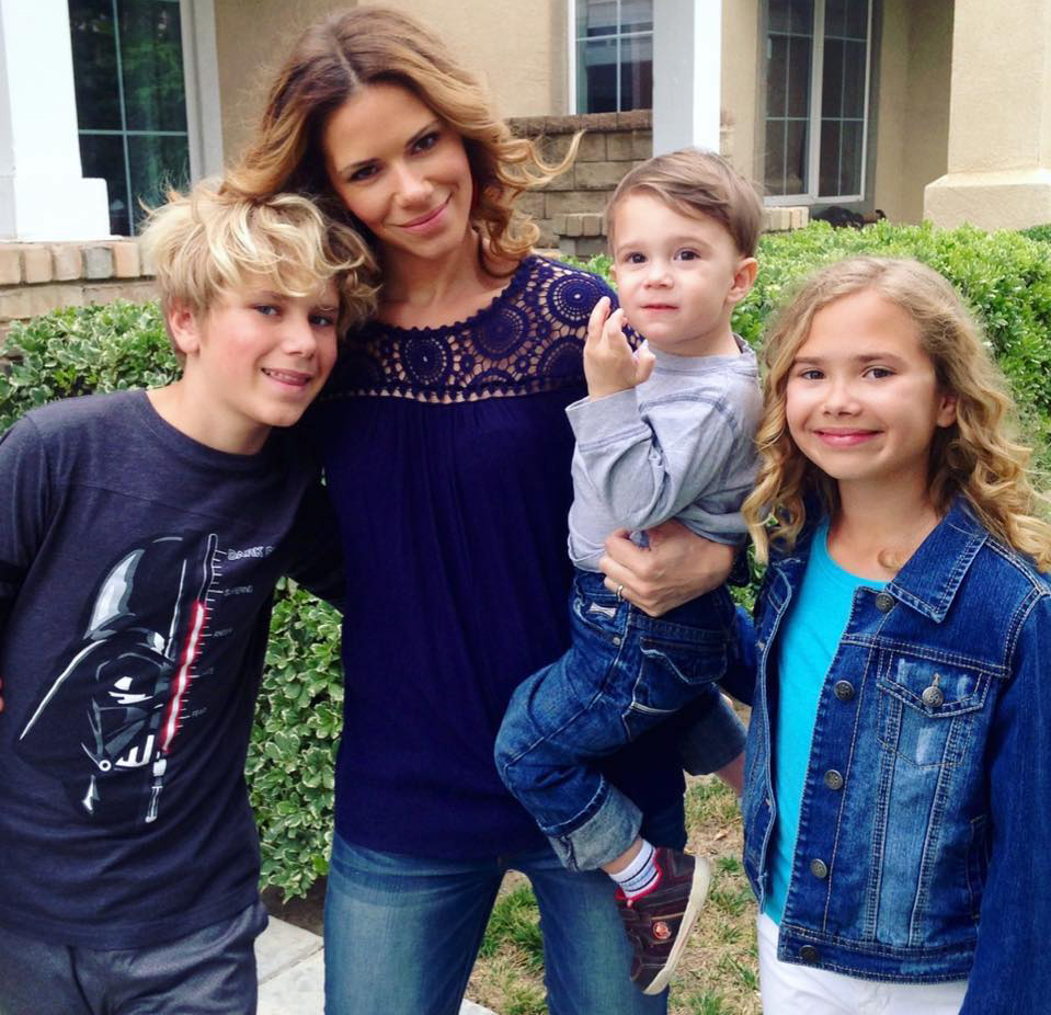 Kristina kuzmic and kids 4a7b5270 6450 4c79 ace4 8ca75bb75fc9