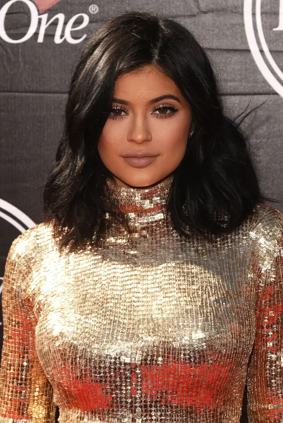 Kylie jenner 13 8da4b3c5 1ad6 4818 82a7 ebfe843a737f