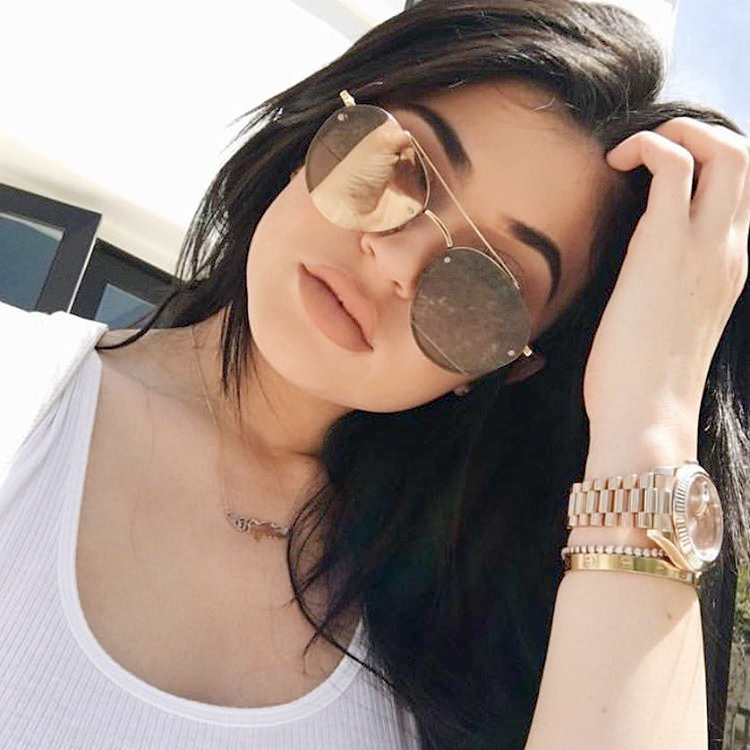 Kylie jenner zoom 7521f21a 70c2 408e 86ec b888bf0ec698