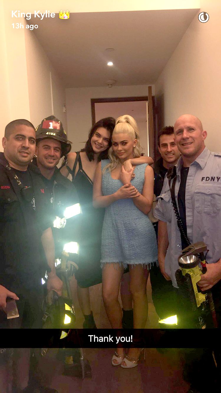 Kylie kendall firefighters zoom aca1fe05 9465 46ac b4cc 71f43d7defdc