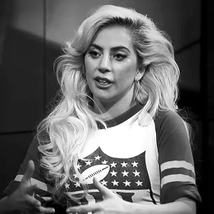 Lady gaga 4bf2200c f451 43e1 b5f5 4b2a11021d43