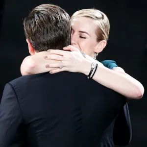 Leonardo DiCaprio and Kate Winslet hugging
