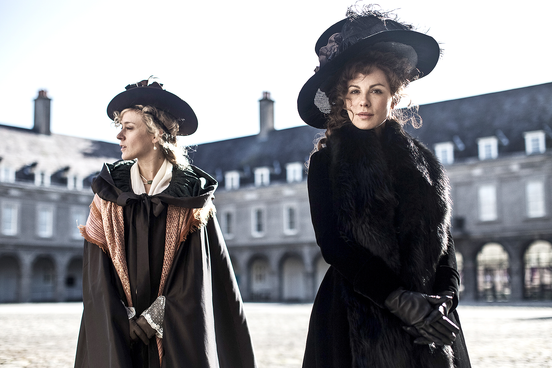 Love and friendship zoom 443f8e68 4644 48c4 89c7 794adf1b9ece