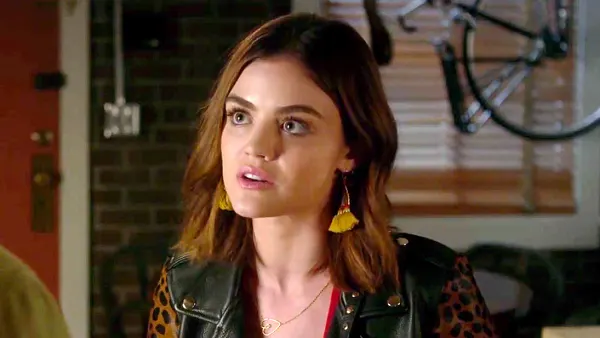 Lucy Hale Pretty Little Liars