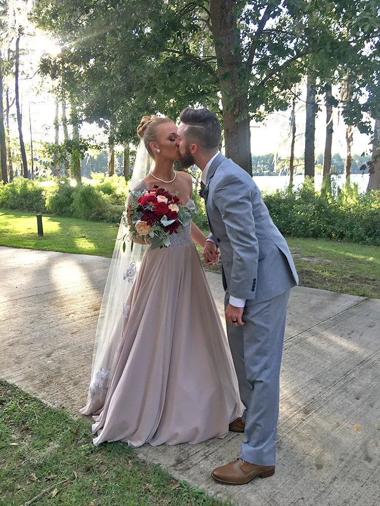 Maci Bookout and Taylor McKinney