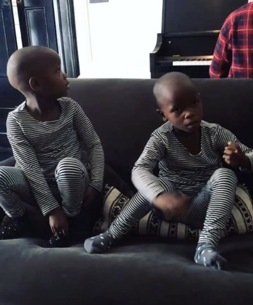 Madonna twins f0d11e2e c945 4784 bc0c 4df9432f9c34