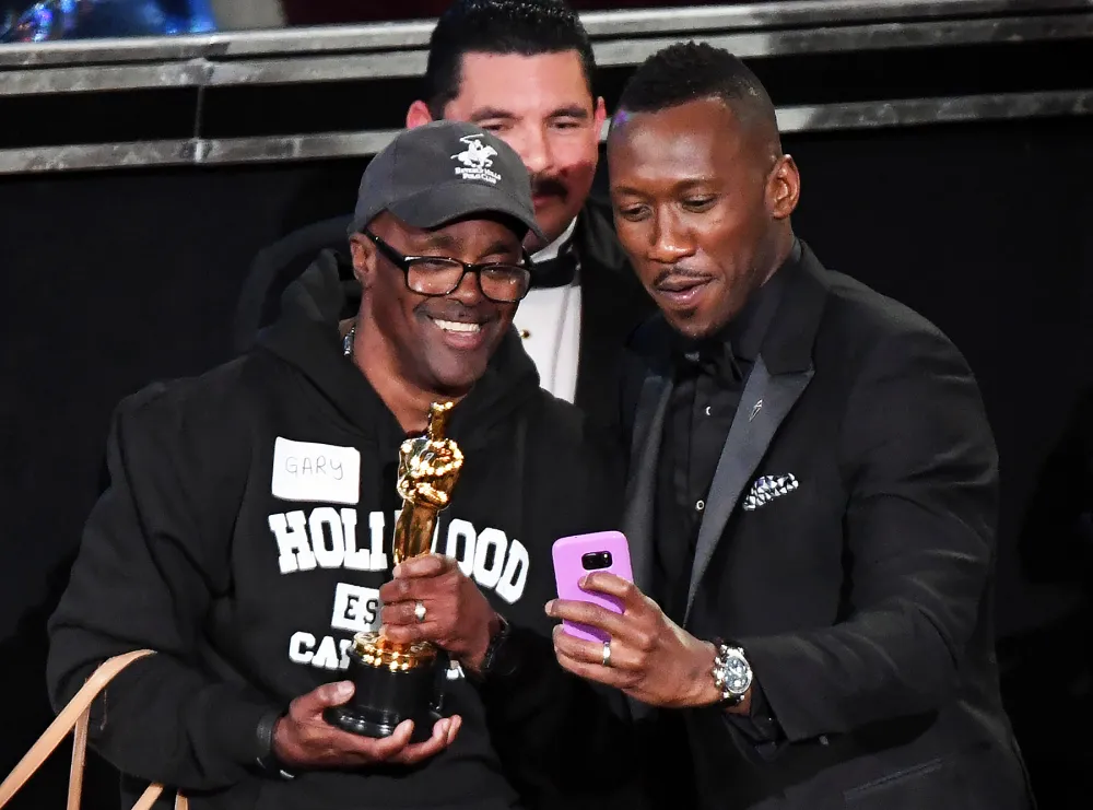 Mahershala Ali Tour Bus Skit Oscars 2017