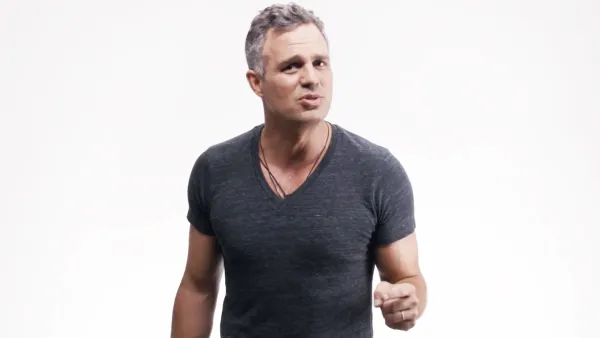 Mark ruffalo 37977956 93bf 4757 869e 72d3f5295c2c
