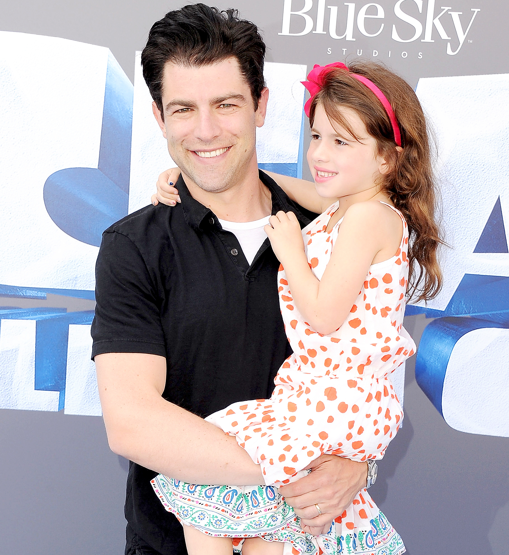 Max greenfield and lilly greenfield 9748fae6 9c09 4bb3 bc85 dad38c312056