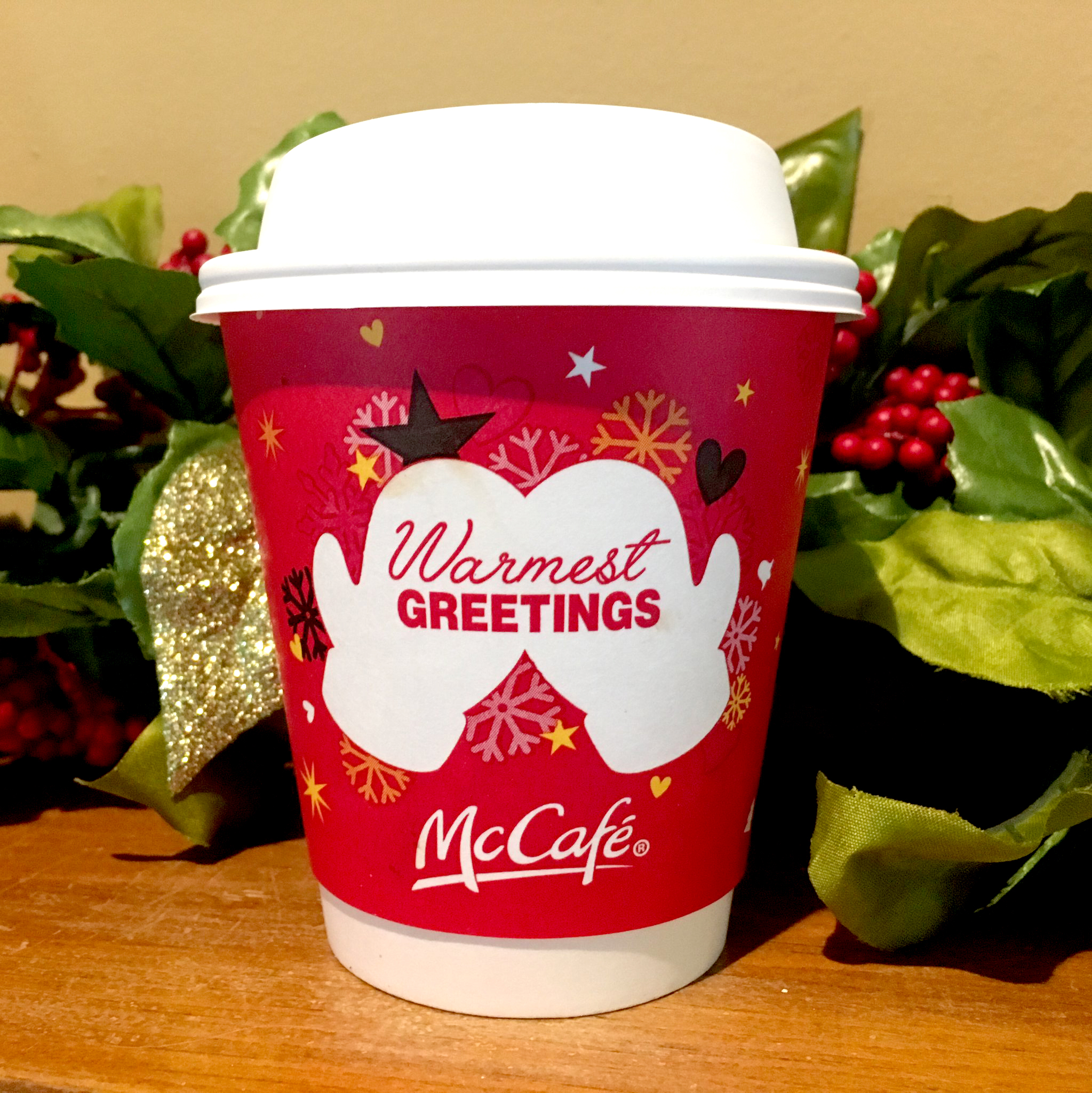 Mcdonalds cup zoom 95c8da16 ce17 415b 9f8a 1e74754aa538