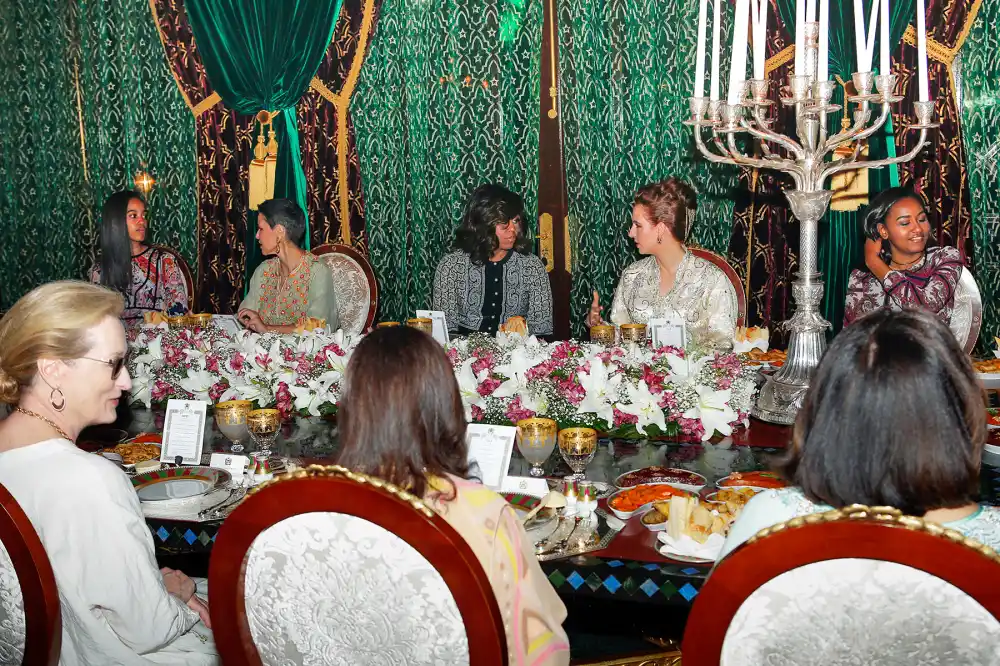 Sasha Obama Malia Obama Michelle Obama Princess Lalla Salma Meryl Streep