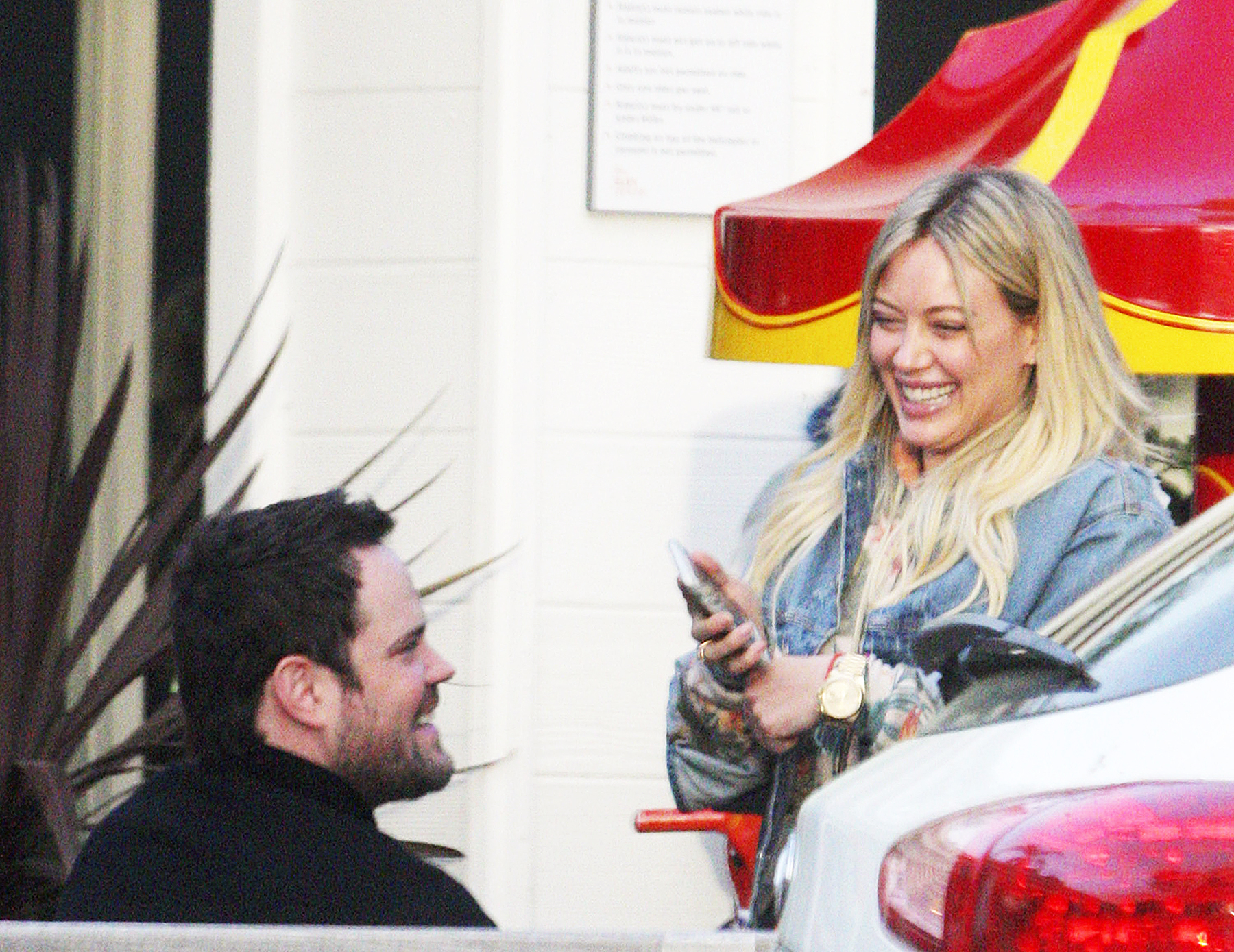 Mike comrie hilary duff promos b32ac8b6 9345 47a5 9e5e 67a158fb7617