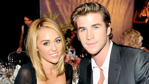 Miley cyrus liam hemsworth zoom 4aaee886 8b09 4ee3 a8d4 a7e08ce0263b